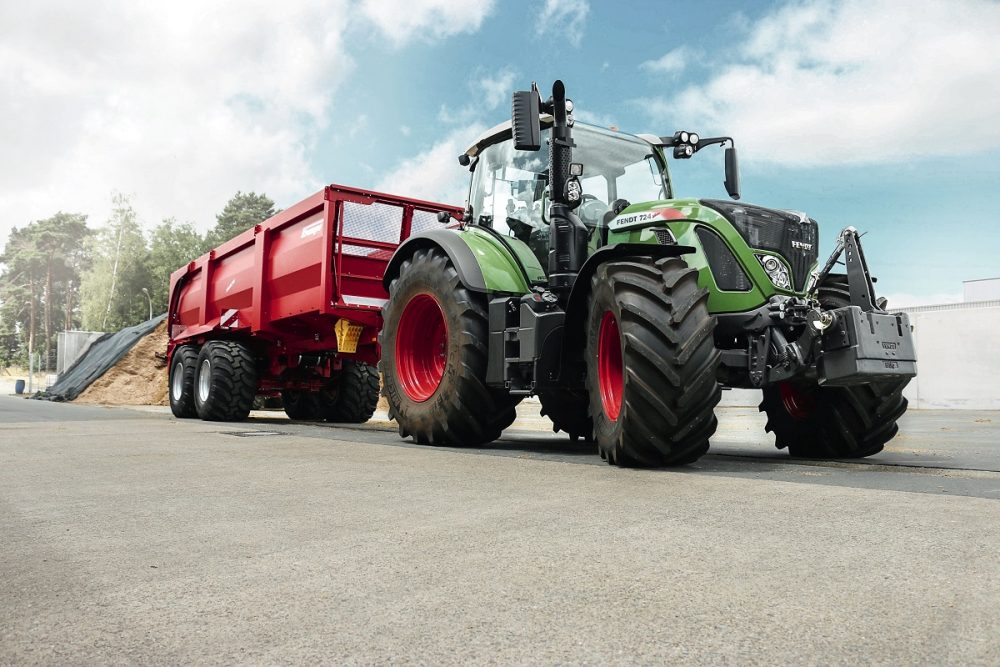 Fendt-724-Web-1-e1567406351739